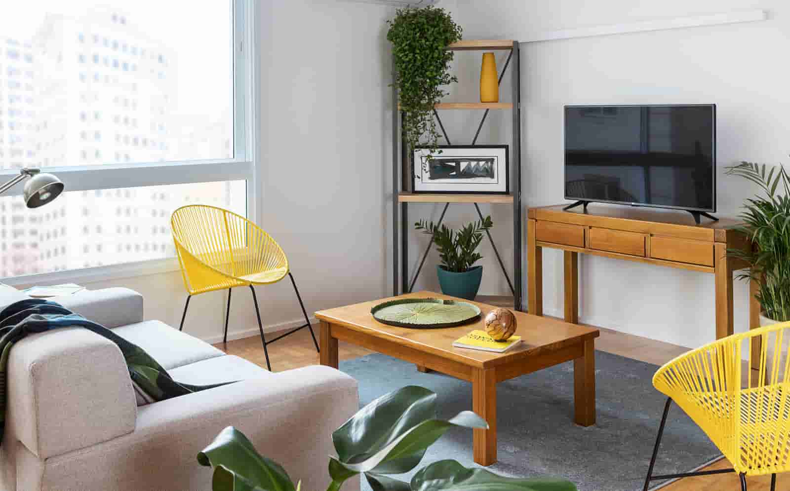 Mesa Centro Taedda - Amadeirado L:1,10 P:0,70 A:0,35